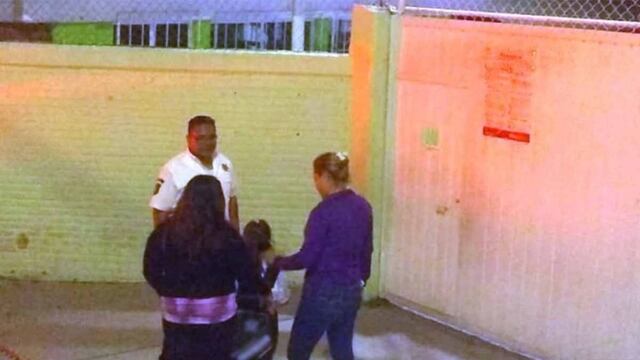 Los elementos no dejaron sola a la niña