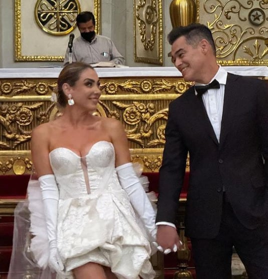 Carmen Muñoz y Juan Angel Esparza se casan tras 20 años de unión libre