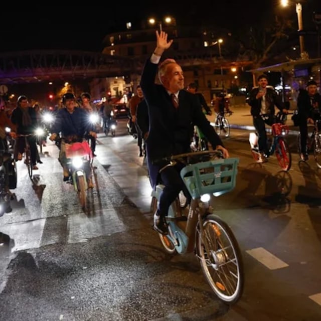 París bien vale una bicicleta: la izquierda que se atreve