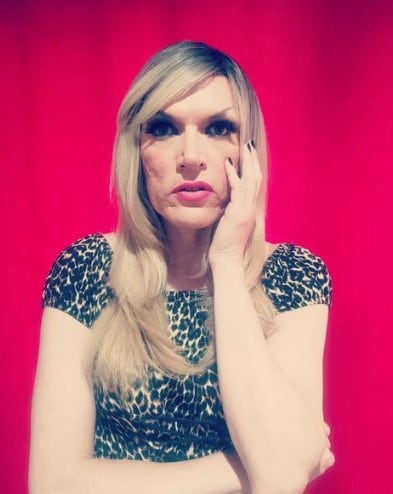 Dana Karvelas, actriz