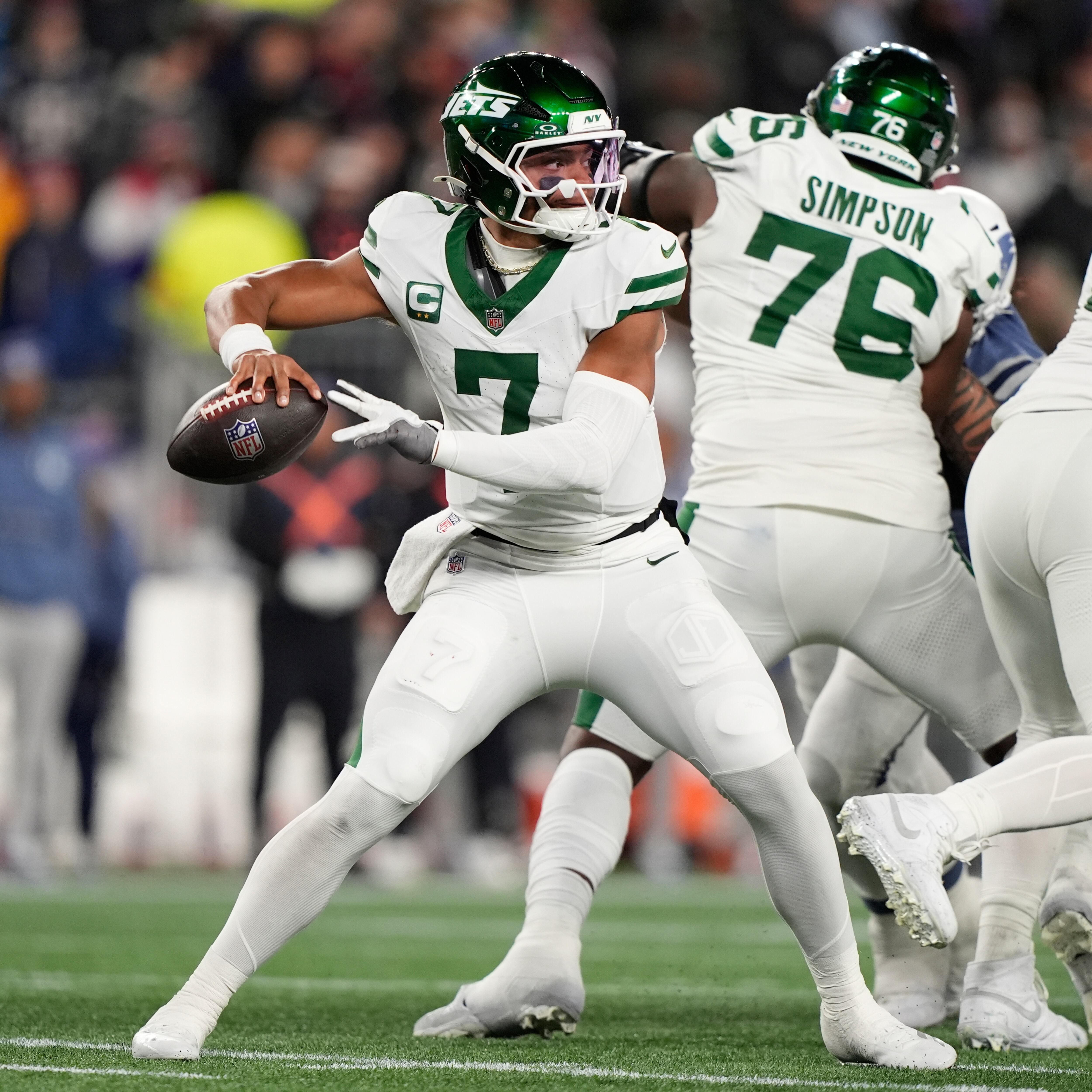 ¡Alarma en la NFL! Disparan a jugador de los Jets; se encuentra en estado crítico