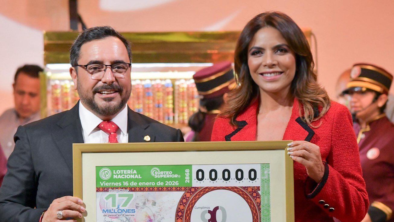 Lotería Nacional realiza sorteo por los 90 años del IPN