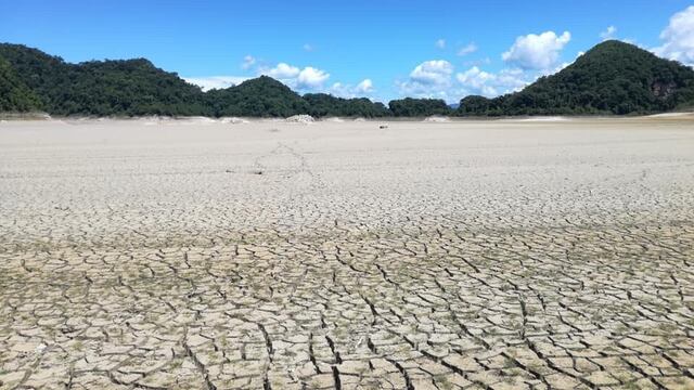 Una de las lagunas del sistema Metzabok se secó en la Selva Lacandona