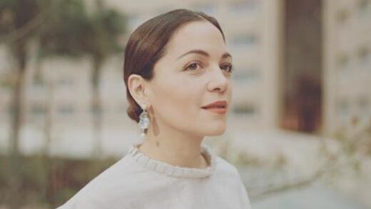 “De Todas las flores” de Natalia Lafourcade es el libro que deberías leer si estás de luto por tu mascota