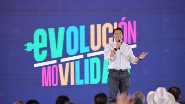 Querétaro lanza Qrobici y Eqrobus con transporte eléctrico gratuito: Felifer Macías.