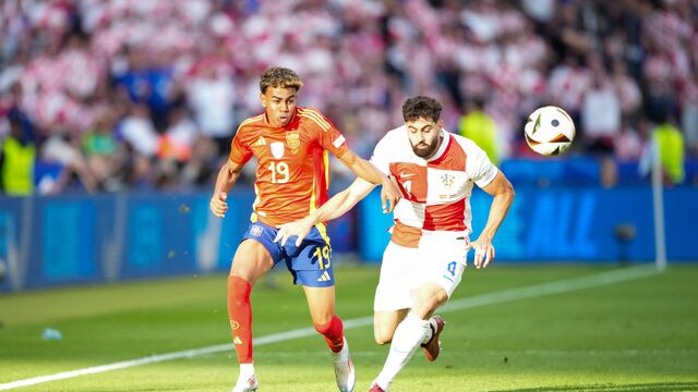 Lamine Yamal vs Gvardiol en la Eurocopa 2024.