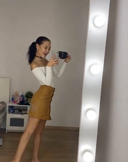 Kristina Lisina, actriz porno