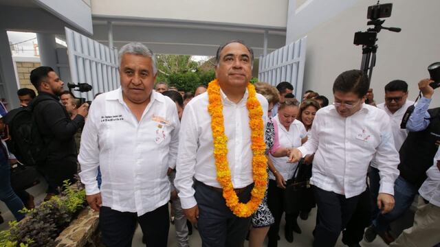 Inauguran una primaria y una secundaria