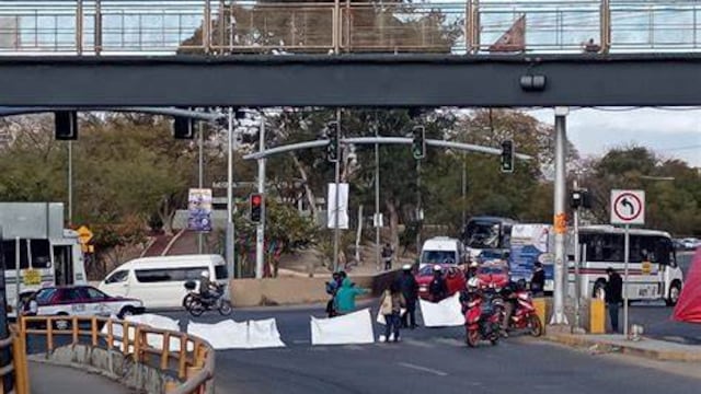 Vecinos bloquearon la carretera del Cerro del Fortín ante la falta de agua