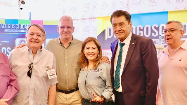 Lucy Meza con empresarios de Coparmex Morelos