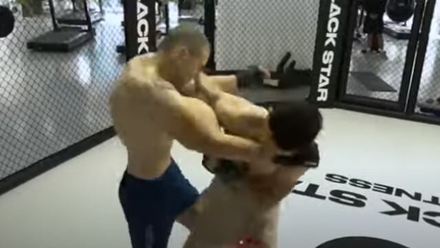 Popeye ruso en combate