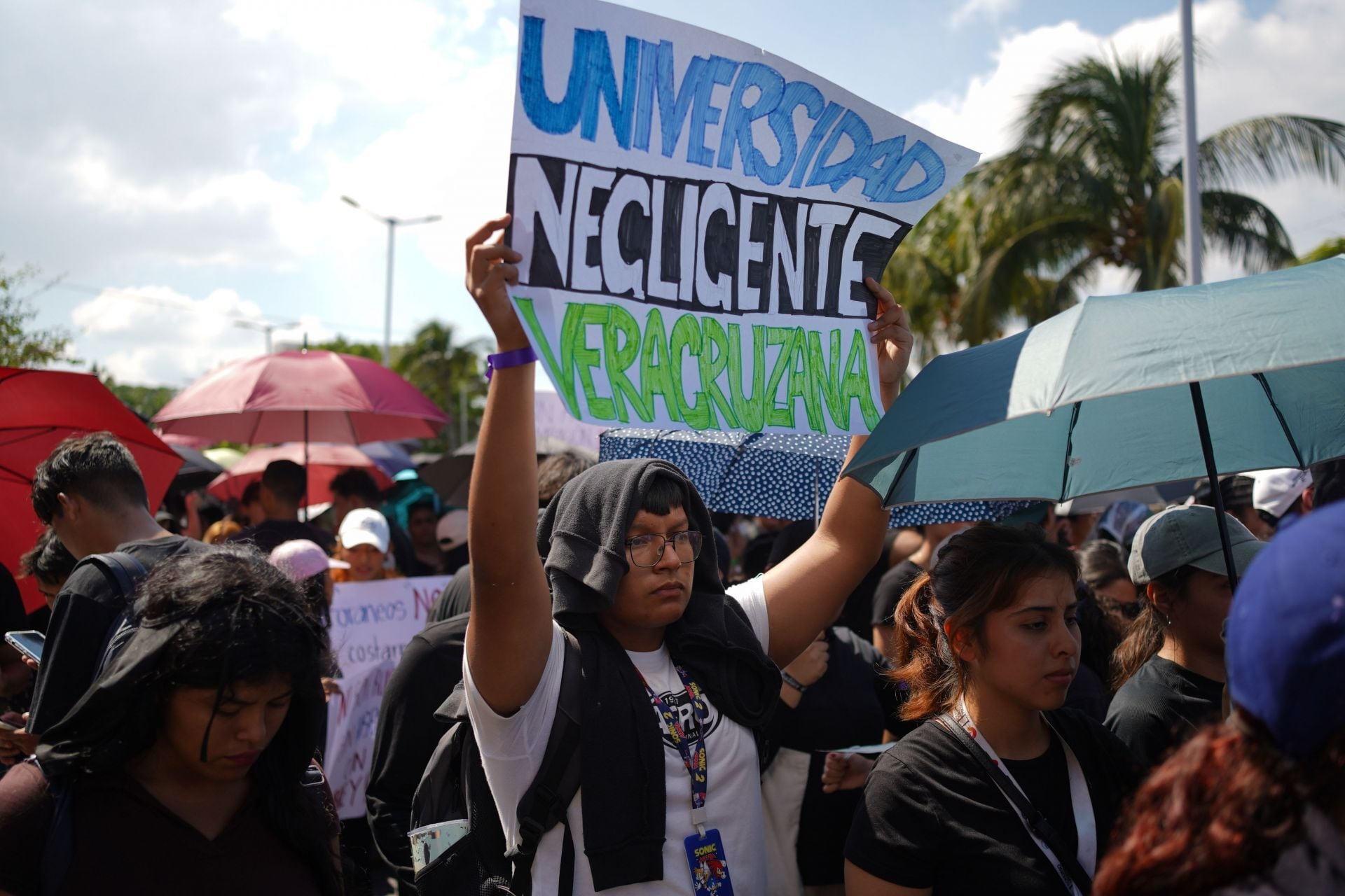 Marcha en Xalapa por muerte de Diana Jael
