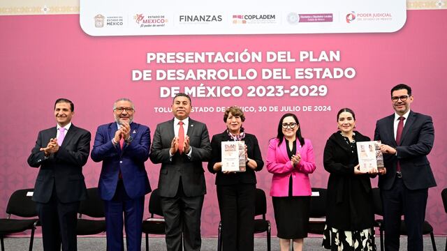 Delfina Gómez presenta plan de desarrollo
