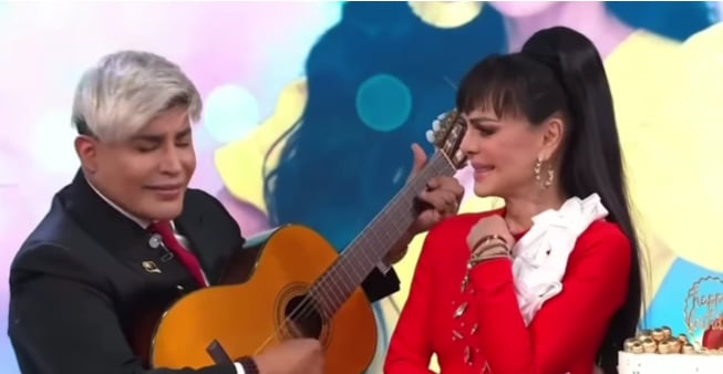 Maribel Guardia y Eduardo Antonio, 'El Divo de Placetas'