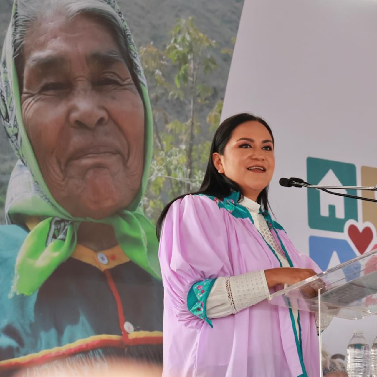Mayday, mayday. En Morena, ni con Ariadna Montiel