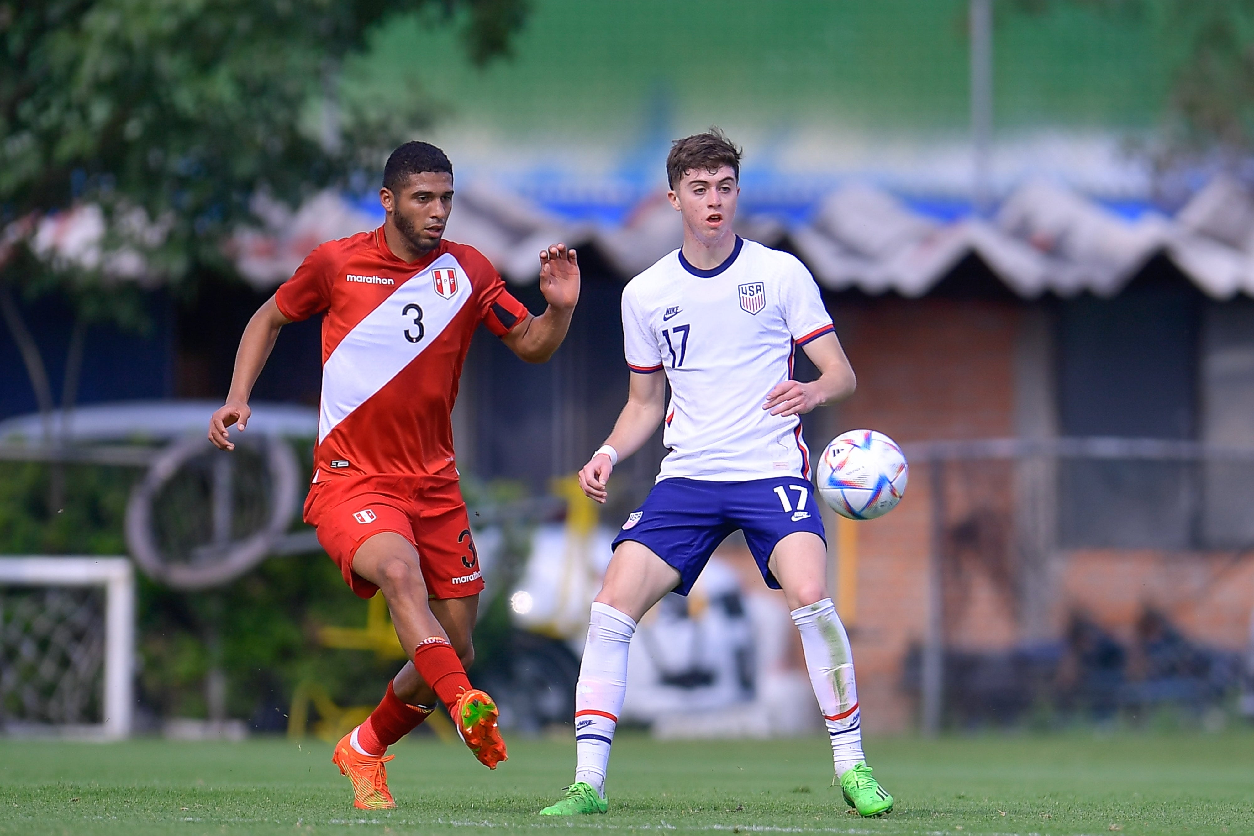 Brian Gutiérrez con la selección menor de Estados Unidos.
