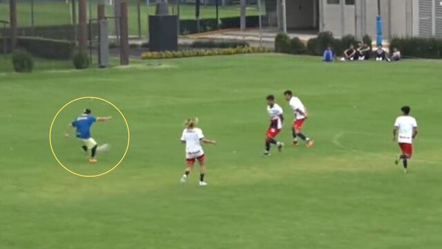 Rivaldios marcó un golazo descomunal con el Club América en el partido de influencers previo al Clásico Nacional.