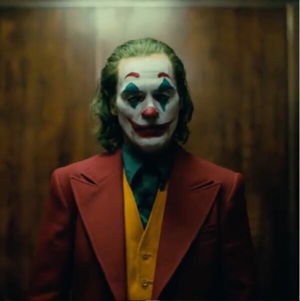 Joaquín Phoenix como Joker