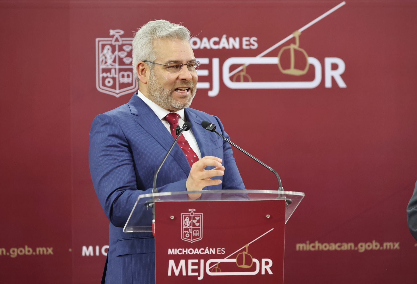 Bedolla confirma que hay más personas investigadas por el homicidio de una familia de intérpretes