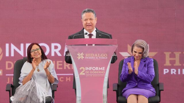 Julio Menchaca presenta su segundo informe de gobierno