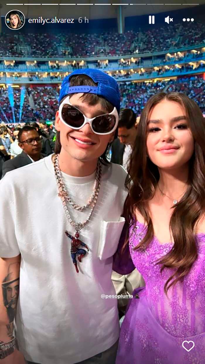 Peso Pluma se tomó una foto con la hija del Canelo, Emily Álvarez