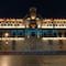 “AMLO no estás solo”: proyectan mensaje en Palacio Nacional