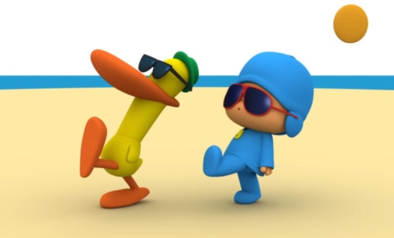 Pocoyó disfruta de la playa en verano