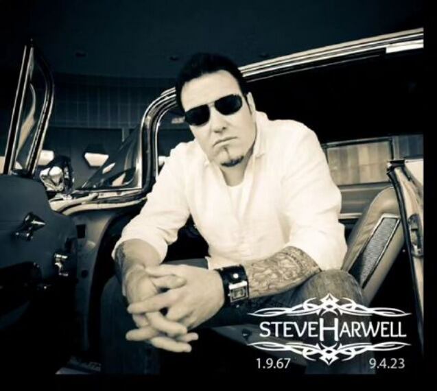 Steve Harwell, el vocalista Smash Mouth, muere a los 56 años de edad