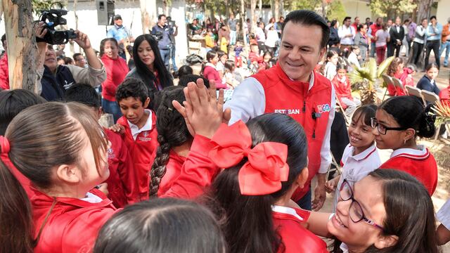 Esteban Villegas en la primaria "Unidos Venceremos"