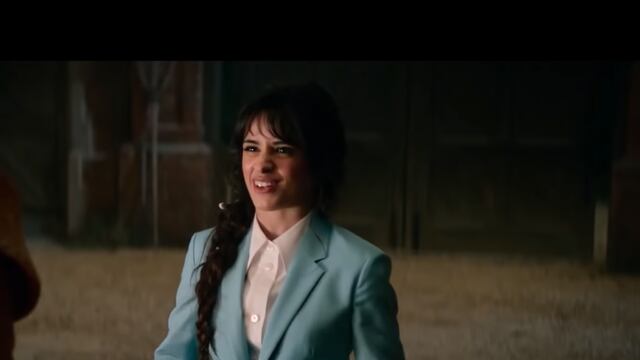 Camila Cabello como 'Cenicienta'.