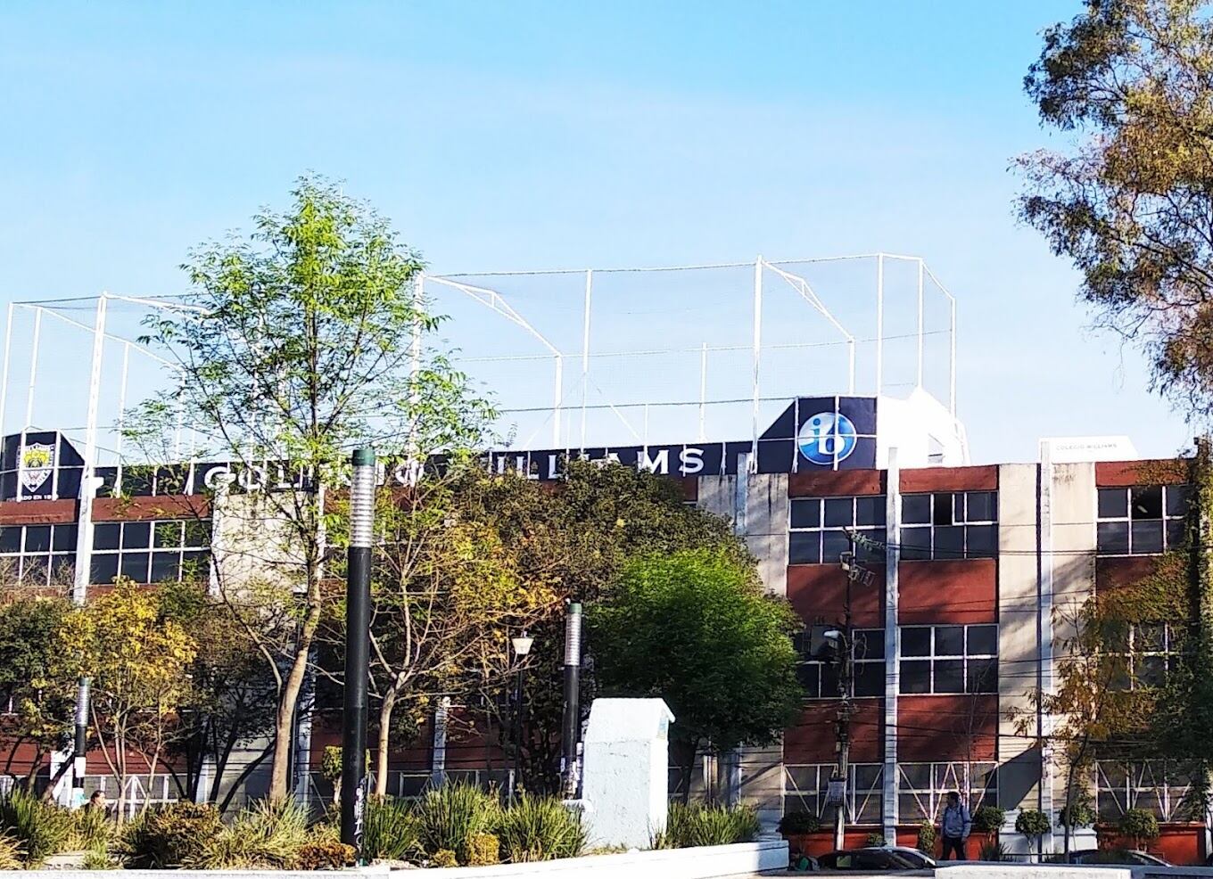 Muere ahogado niño de 6 años en clase de natación en el Colegio Williams plantel Mixcoac