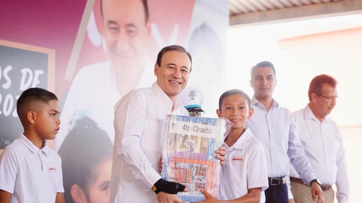 Alfonso Durazo inició distribución de libros de texto para alumnos de educación básica en Sonora