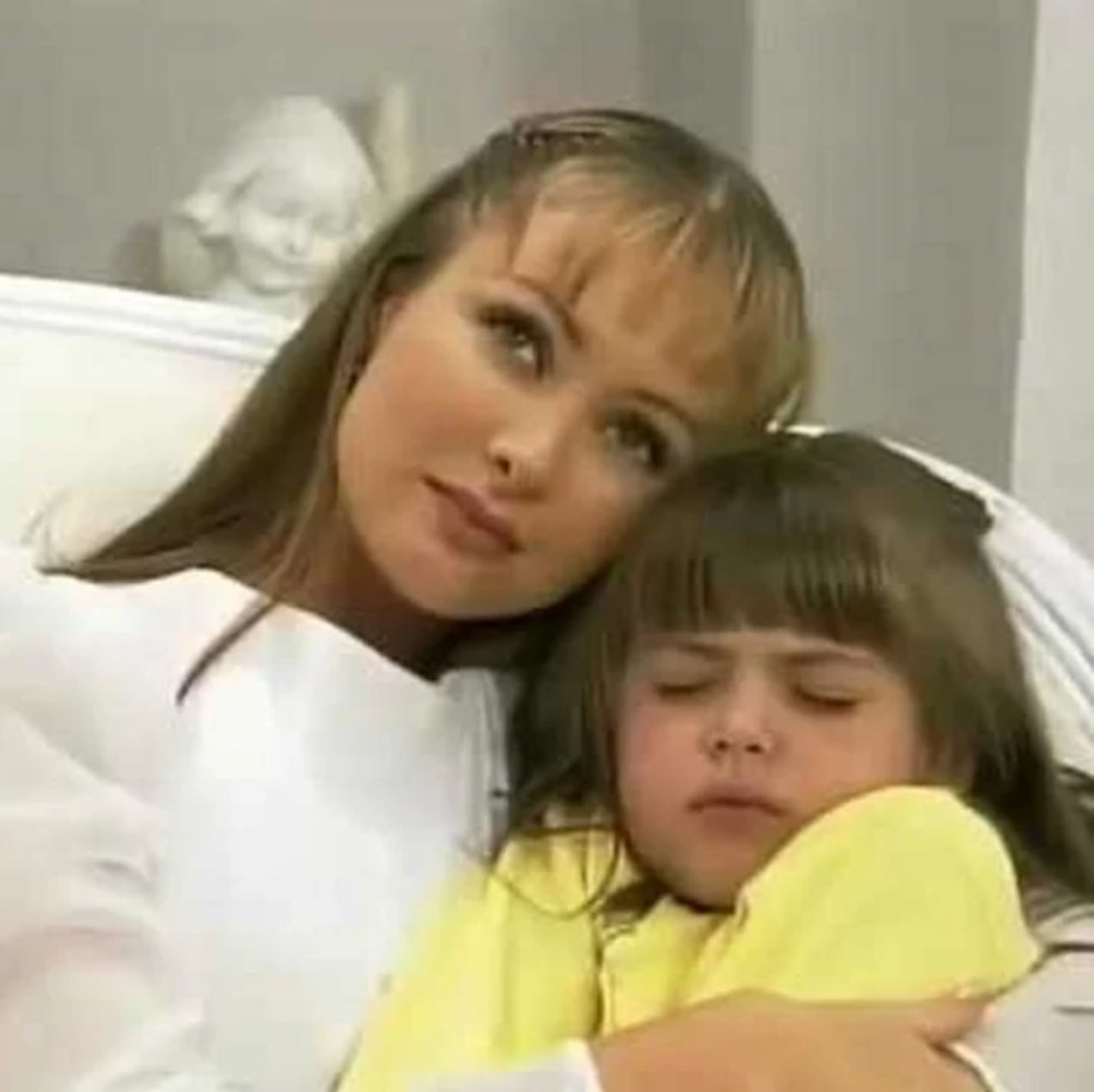 Marisol Santacruz y Daniela Aedo en Carita de Ángel