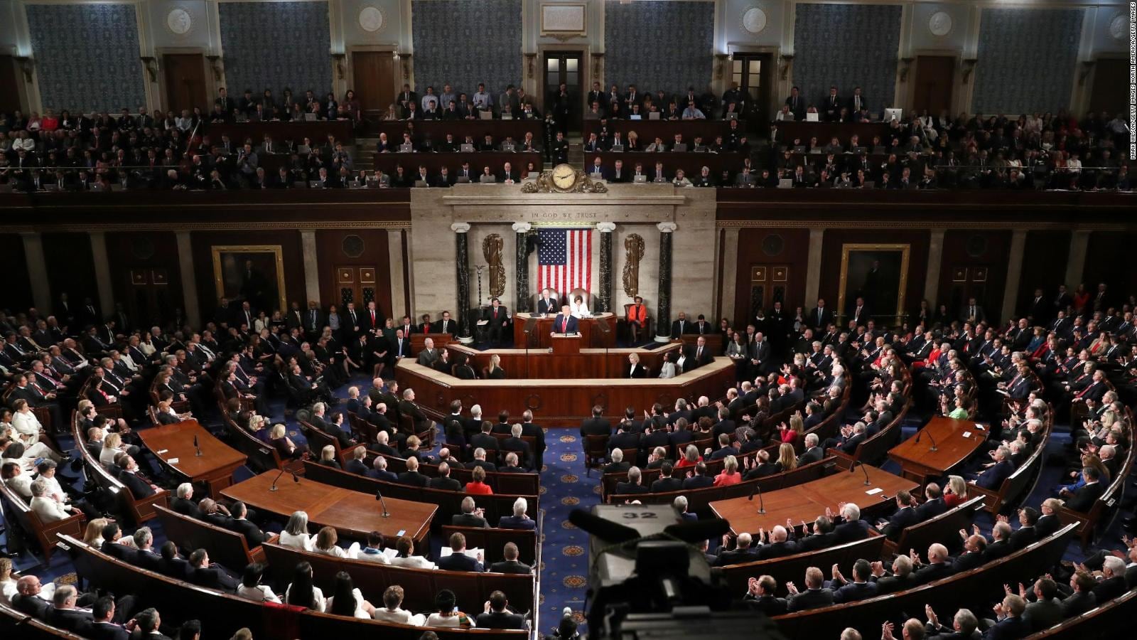 Evacúan el Senado de Estados Unidos por tiroteo