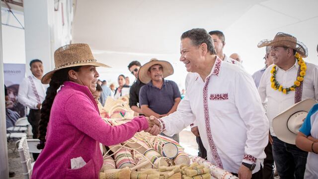 Julio Menchaca presenta en Hidalgo el Programa para Devolverle la Grandeza al Campo.