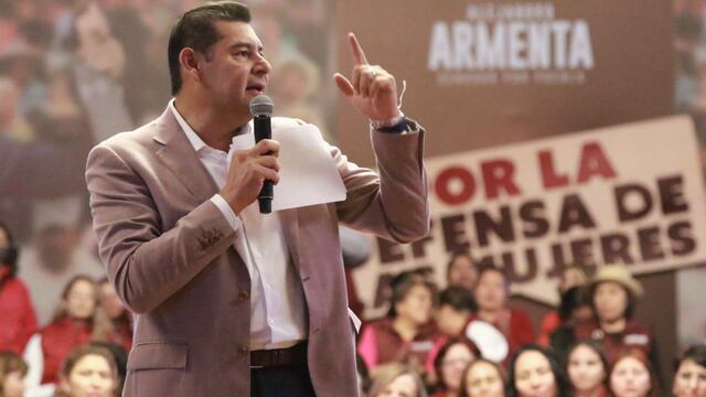 Se suman a la 4T en Puebla los deportistas Julio César Chávez, “El Chelís” y Gaby “La Bonita” Sánchez, respaldando a Alejandro Armenta