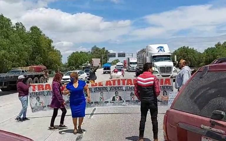 Integrantes del grupo “No al Basurero regional de Atitalaquia”
