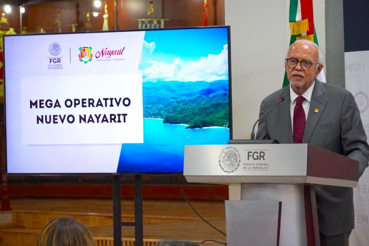 La empresaria Izarol López Rodríguez acusó a notarios y funcionarios de Nayarit de ser parte de una red inmobiliaria