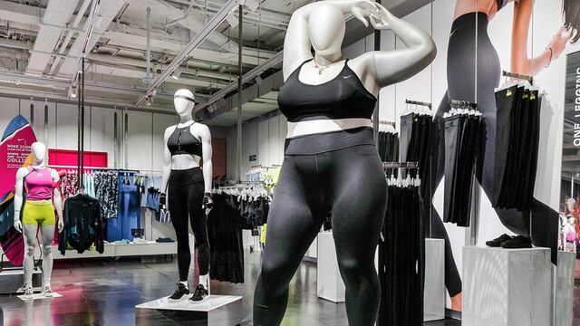 Maniquíes plus size. Nike.
