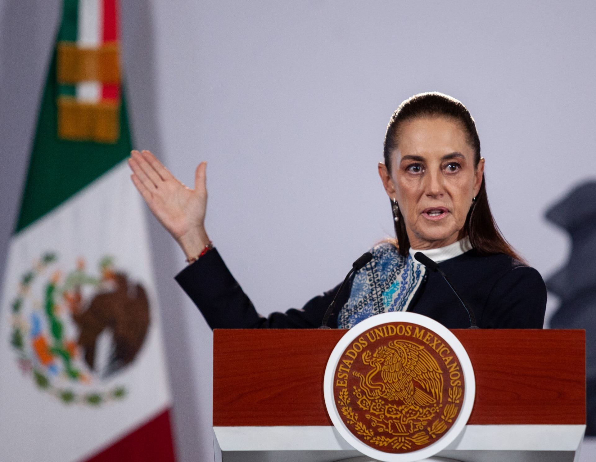 Claudia Sheinbaum instruye a Zoé Robledo a abrir una nueva mesa de trabajo con IMSS