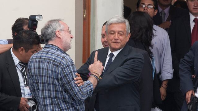 Andrés Manuel López Obrador y Javier Sicilia en imagen de 2012