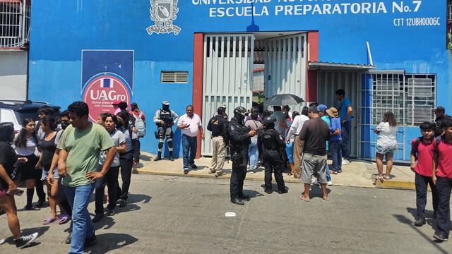 Grupo armado entró a Prepa 7 generando terror entre la comunidad