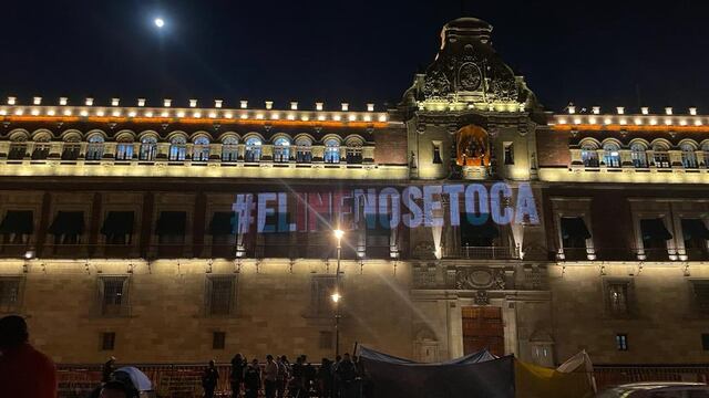 Proyectan “El INE no se toca” en Palacio Nacional tras voto en contra a reforma electoral de AMLO