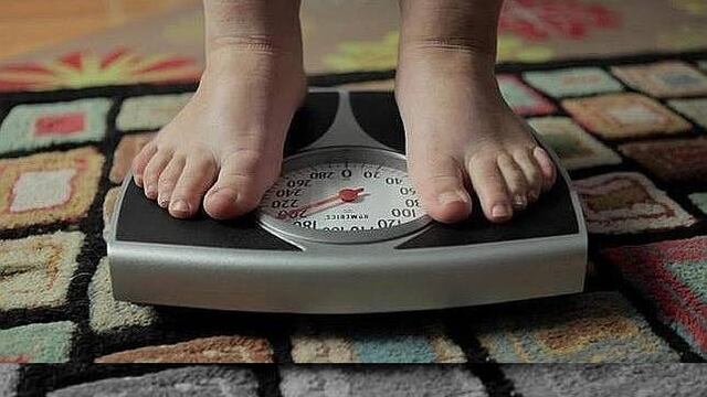 Los malos hábitos alimenticios, el estrés laboral y la falta de actividad física, son factores que influyen en el desarrollo de padecimientos como diabetes, hipertensión, insuficiencias cardiovasculares y cáncer de mama.