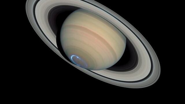 Saturno