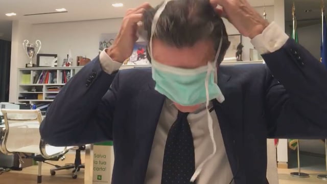 Atilio Fontana, presidente de la región Lombardía