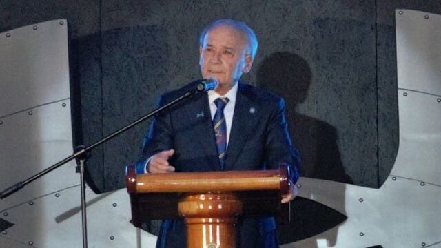 Guillermo Álvarez Cuevas.