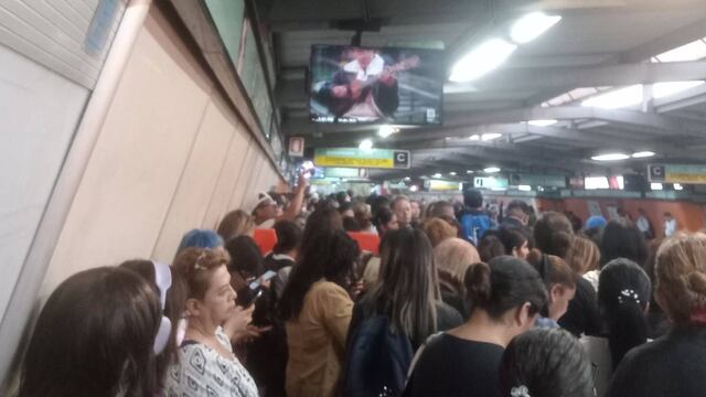 Retrasos en la Línea 4 del Metro CDMX