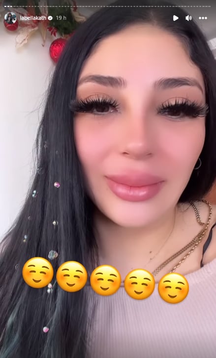 Bellakath elimina amenaza a los medios de comunicación.