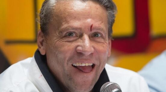 Alfredo Adame en conferencia